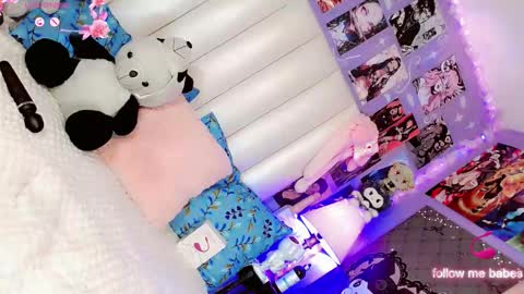 Snapshot of jadee_williamss chatting on 11/04/25, 03:00 Jadee Williamss online show from 11/04/25, 03:00