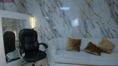 JADE EVANS online show from 03/23/26, 07:18