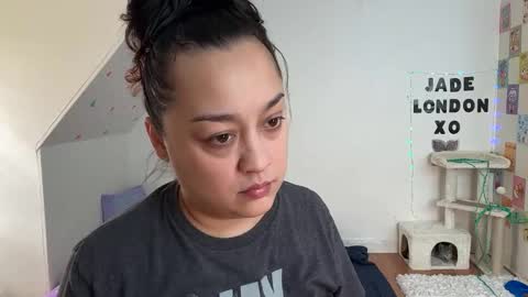 Jade online show from 02/27/25, 02:54