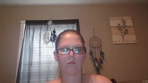 Snapshot of jadeluv chatting on 02/16/25, 05:59 JadeLuv online show from 02/16/25, 05:59