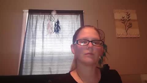 Snapshot of jadeluv chatting on 02/23/25, 05:07 JadeLuv online show from 02/23/25, 05:07