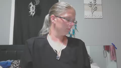 Snapshot of jadeluv chatting on 09/17/25, 12:34 JadeLuv online show from 09/17/25, 12:34