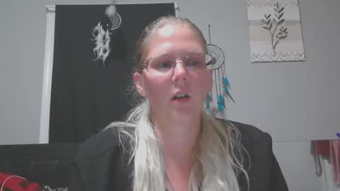 Snapshot of jadeluv chatting on 09/30/25, 01:10 JadeLuv online show from 09/30/25, 01:10