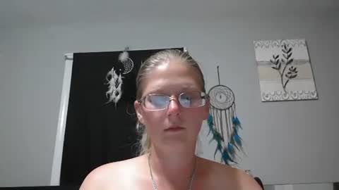 Snapshot of jadeluv chatting on 10/21/25, 12:55 JadeLuv online show from 10/21/25, 12:55