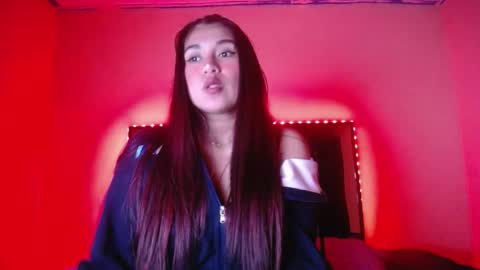 Snapshot of jademadisson chatting on 05/17/26, 05:49 jade online show from 05/17/26, 05:49