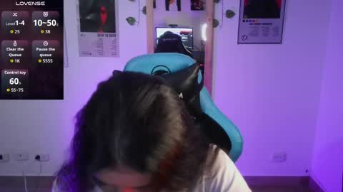 Snapshot of jademonet_ chatting on 05/07/26, 05:13 Jade 3 online show from 05/07/26, 05:13