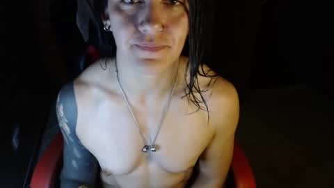 Snapshot of jadesexfun chatting on 02/08/25, 05:18 jadesexfun online show from 02/08/25, 05:18