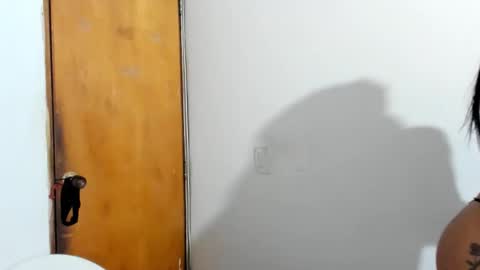 Snapshot of jadesmiith1 chatting on 10/29/25, 01:30 Jade Smith online show from 10/29/25, 01:30