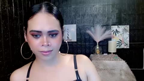 Jade online show from 12/08/24, 06:17