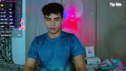 javi15  online show from 12/12/24, 09:51