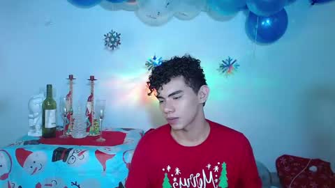 javi15  online show from 12/25/24, 11:22