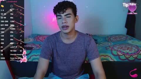 javi15  online show from 09/22/25, 01:18