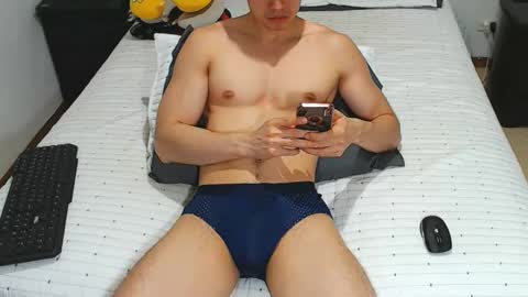 Snapshot of jahshot4 chatting on 09/19/25, 06:26 jahshot4 online show from 09/19/25, 06:26
