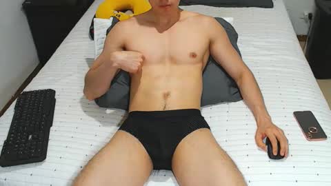 Snapshot of jahshot4 chatting on 09/20/25, 05:08 jahshot4 online show from 09/20/25, 05:08