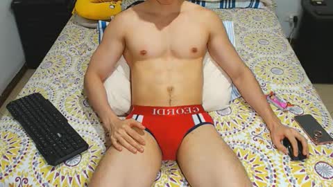 Snapshot of jahshot4 chatting on 10/13/25, 12:21 jahshot4 online show from 10/13/25, 12:21