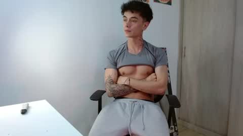 Snapshot of jaico_santos1 chatting on 07/06/26, 11:40 Jaico online show from 07/06/26, 11:40