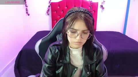 jaide387017 online show from 05/25/26, 08:59