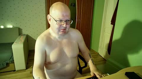 Snapshot of jake230975 chatting on 12/24/24, 09:44 Jake2309 online show from 12/24/24, 09:44