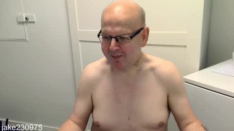 Snapshot of jake230975 chatting on 09/27/25, 08:03 Jake2309 online show from 09/27/25, 08:03