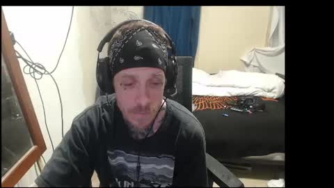 Snapshot of jake265897 chatting on 06/18/26, 05:51 showingitoff online show from 06/18/26, 05:51