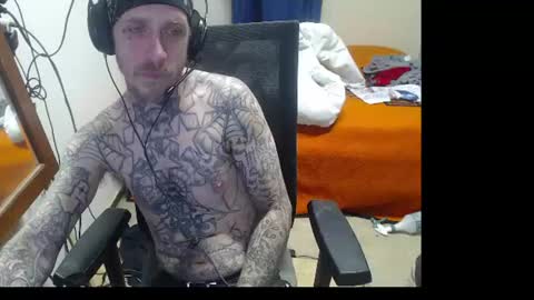 Snapshot of jake265897 chatting on 06/25/26, 07:02 showingitoff online show from 06/25/26, 07:02