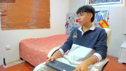 Snapshot of jake_falcon chatting on 07/22/26, 11:35 jake_falcon online show from 07/22/26, 11:35