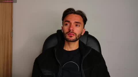 Jake  online show from 10/01/25, 12:33