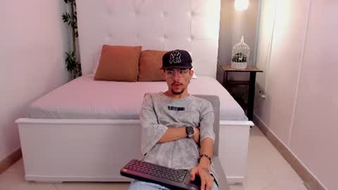 Snapshot of jake_miller__ chatting on 06/10/26, 07:35 Jake online show from 06/10/26, 07:35