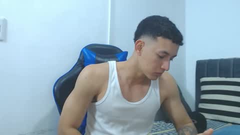 Snapshot of jake_shadow14 chatting on 02/26/26, 03:05 Hi guys im new 3 online show from 02/26/26, 03:05