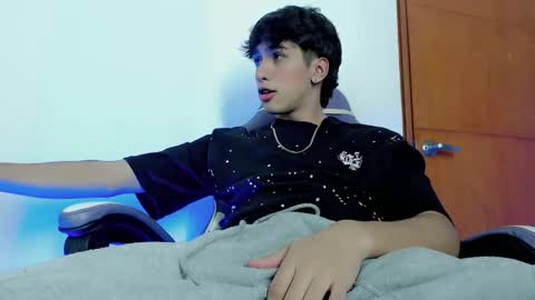 Snapshot of jake_tripp__ chatting on 03/18/26, 02:58 jake online show from 03/18/26, 02:58
