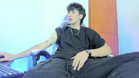 Snapshot of jake_tripp__ chatting on 04/02/26, 03:37 jake online show from 04/02/26, 03:37