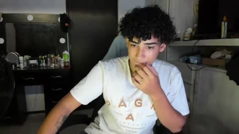 Snapshot of jake_willianss chatting on 06/21/26, 10:45 jake willianss online show from 06/21/26, 10:45