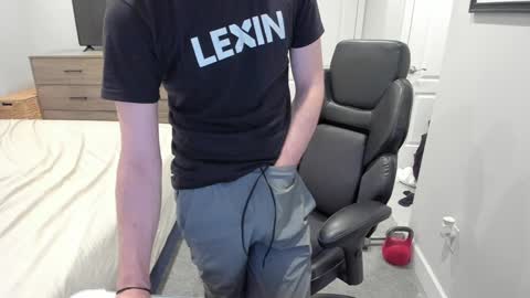 jakesnake442 online show from 12/29/24, 11:39