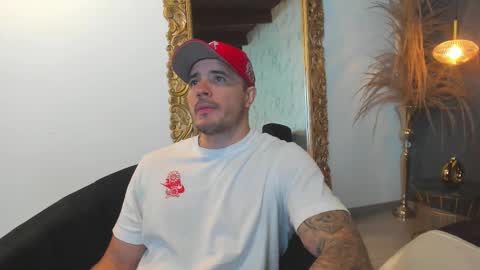 jakestone_1 online show from 11/20/25, 04:18