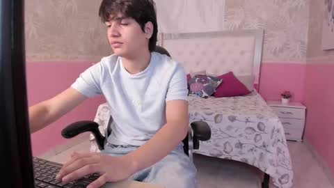 Jake online show from 12/05/25, 01:52