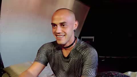GiakyFaqk online show from 09/11/25, 02:50
