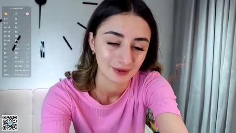 Snapshot of jaleesasahler chatting on 11/26/25, 04:13 Iris online show from 11/26/25, 04:13