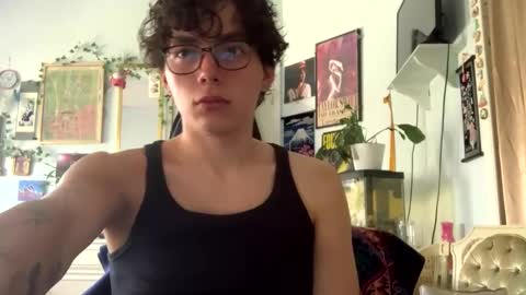 August online show from 10/18/25, 04:41