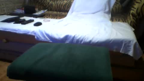 Snapshot of jamaikatamo chatting on 02/10/25, 09:14 meh online show from 02/10/25, 09:14