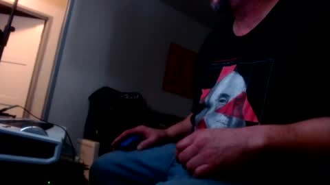 what you in too online show from 01/08/25, 09:42