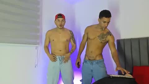 james_and_max online show from 04/27/26, 04:10