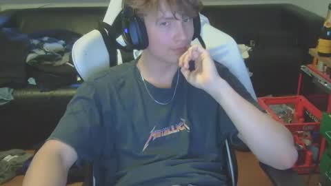 jamescoc111 online show from 01/25/25, 03:52