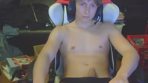 jamescoc111 online show from 01/31/25, 01:01