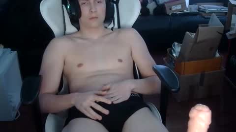 jamescoc111 online show from 04/09/26, 09:31