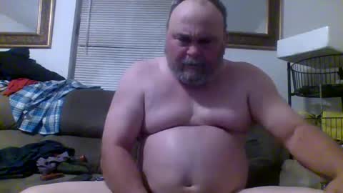 Hey online show from 01/08/25, 01:21