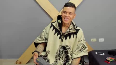 Snapshot of jamesinked_ chatting on 12/19/24, 02:35 Jamesinked online show from 12/19/24, 02:35