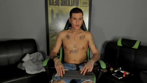 Snapshot of jamesinked_ chatting on 01/14/25, 05:30 Jamesinked online show from 01/14/25, 05:30