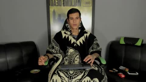 Snapshot of jamesinked_ chatting on 02/27/25, 03:04 Jamesinked online show from 02/27/25, 03:04