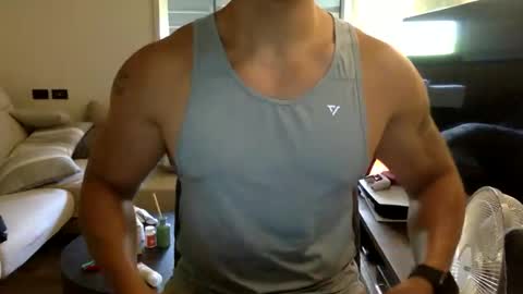 jamesmo820913 online show from 09/15/25, 02:44