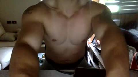 jamesmo820913 online show from 10/11/25, 02:22